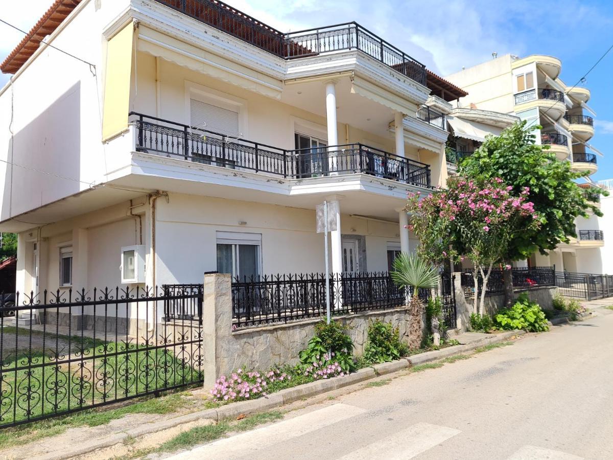 Grand Apartment Néa Khilí Exteriér fotografie